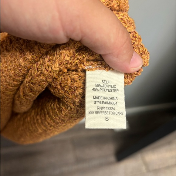 ILLA ILLA Tunic Patch Pocket Sweater Vest in Camel - Picture 6 of 7